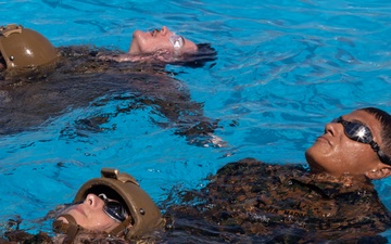 3d MLG Marines Attend Water Survival Advanced Training Program
