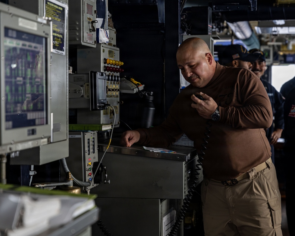 USS Gerald R. Ford (CVN 78) Bridge Awards Ceremony