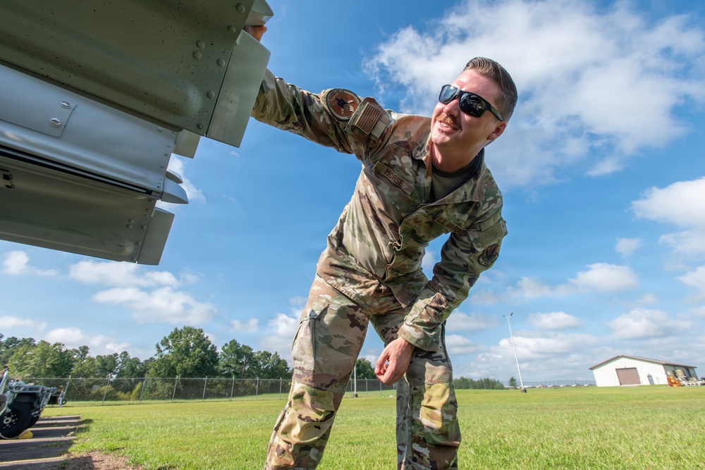 169th Fighter Wing leads inaugural munitions inspector training at McEntire