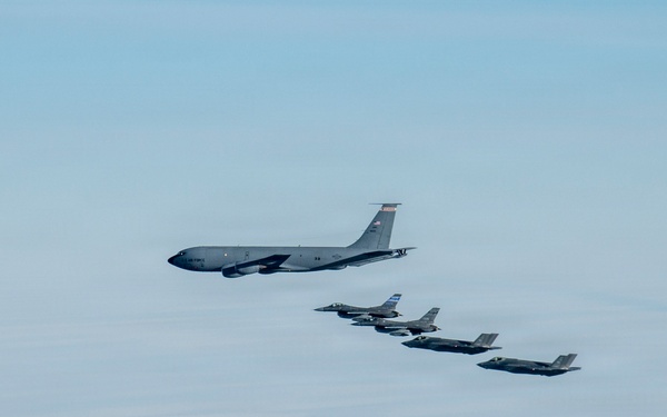 North American Aerospace Defense Command operates in Arctic