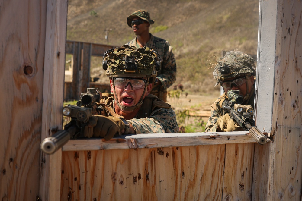 3rd LCT conducts squad attacks