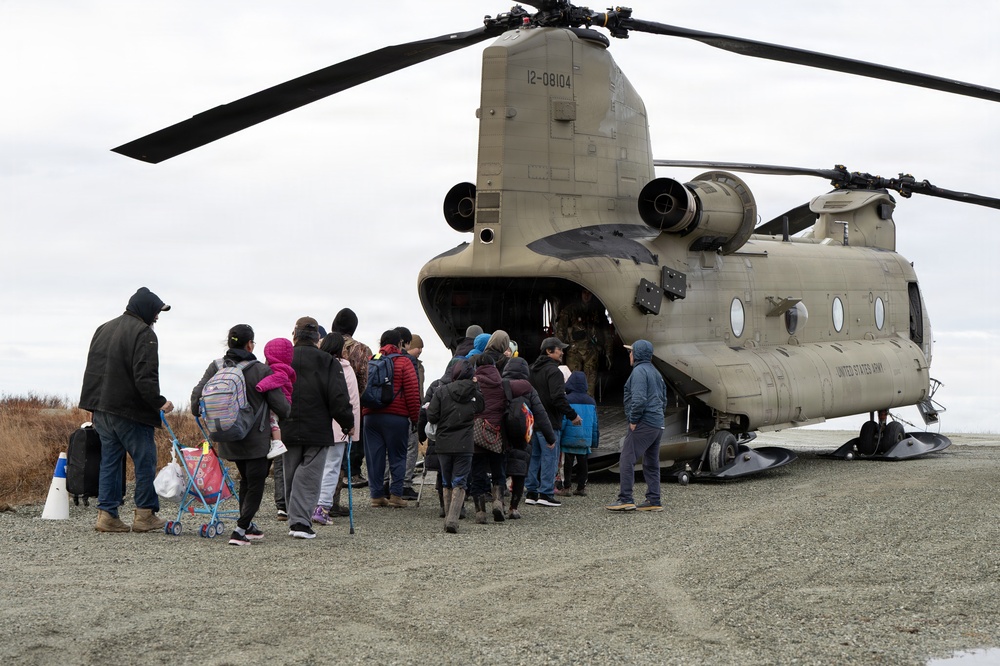 Alaska Army National Guard aviators recover displaced Alaskans from Kwigillingok
