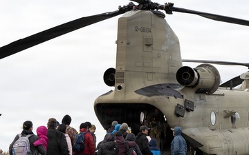 Alaska Army National Guard aviators recover displaced Alaskans from Kwigillingok