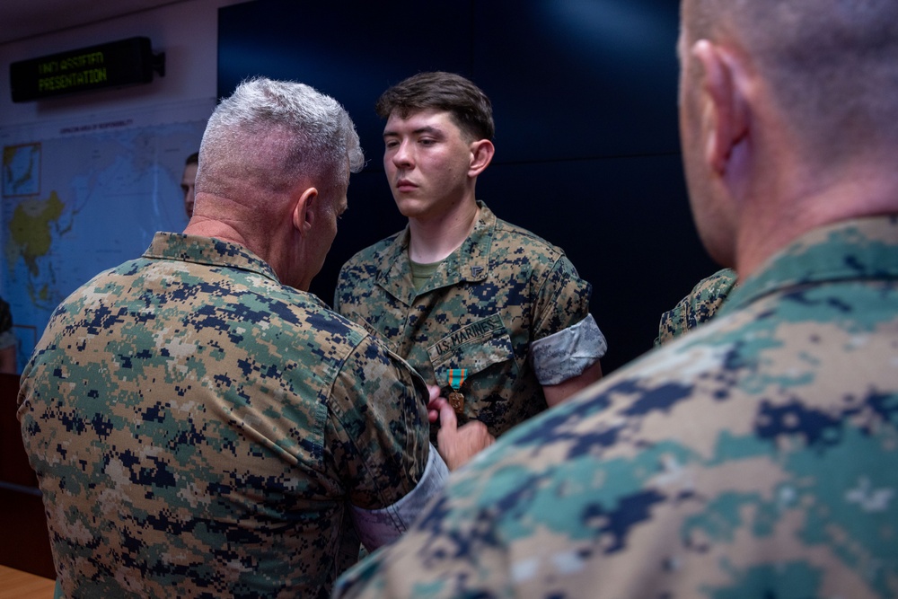 III Marine Expeditionary Force Finance Marines receive Navy and Marine Corps Achievement Medals