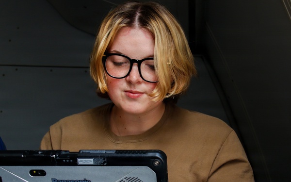 VP-40 Flight Line Operations