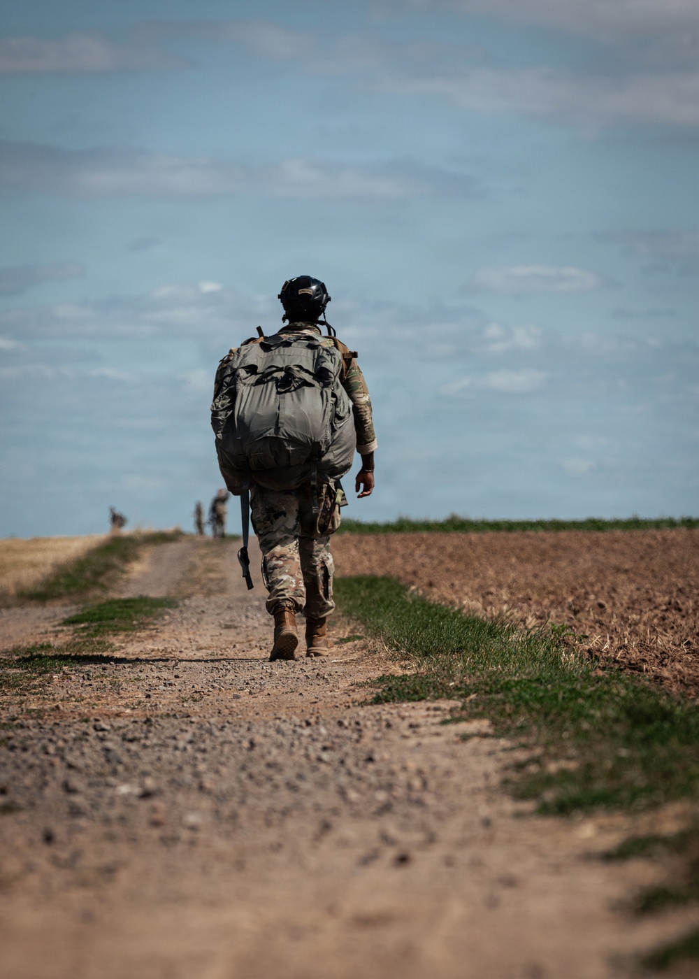 SOCEUR and Allies sharpen readiness with airborne training