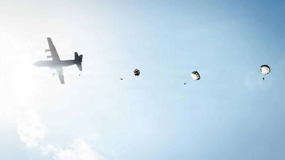 SOCEUR and Allies sharpen readiness with airborne training