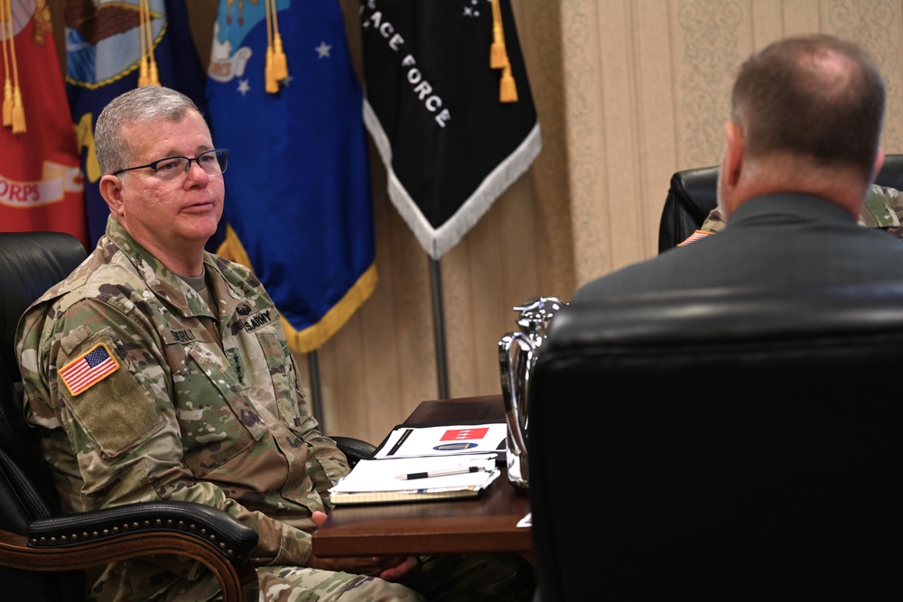 Simerly visits DLA Disposition Services