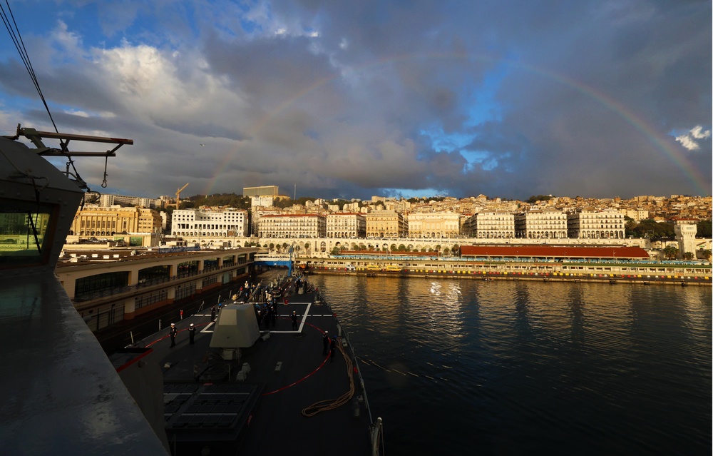 USS Roosevelt (DDG 80) Departs Algiers, Algeria