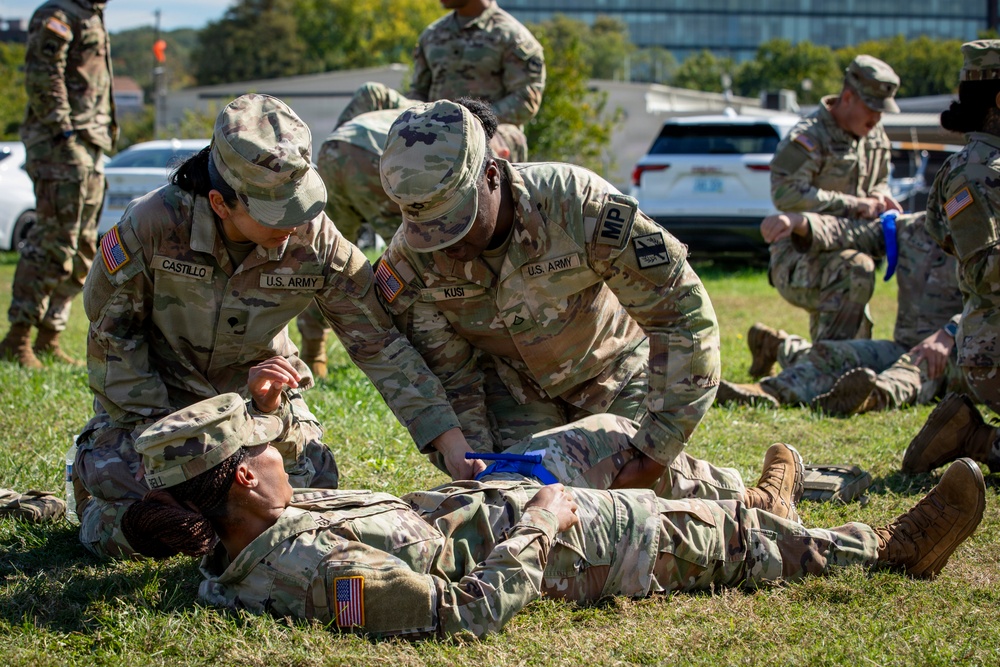 District of Columbia Park Police Host a Medical Training Event for U.S. Army National Guard Soldiers