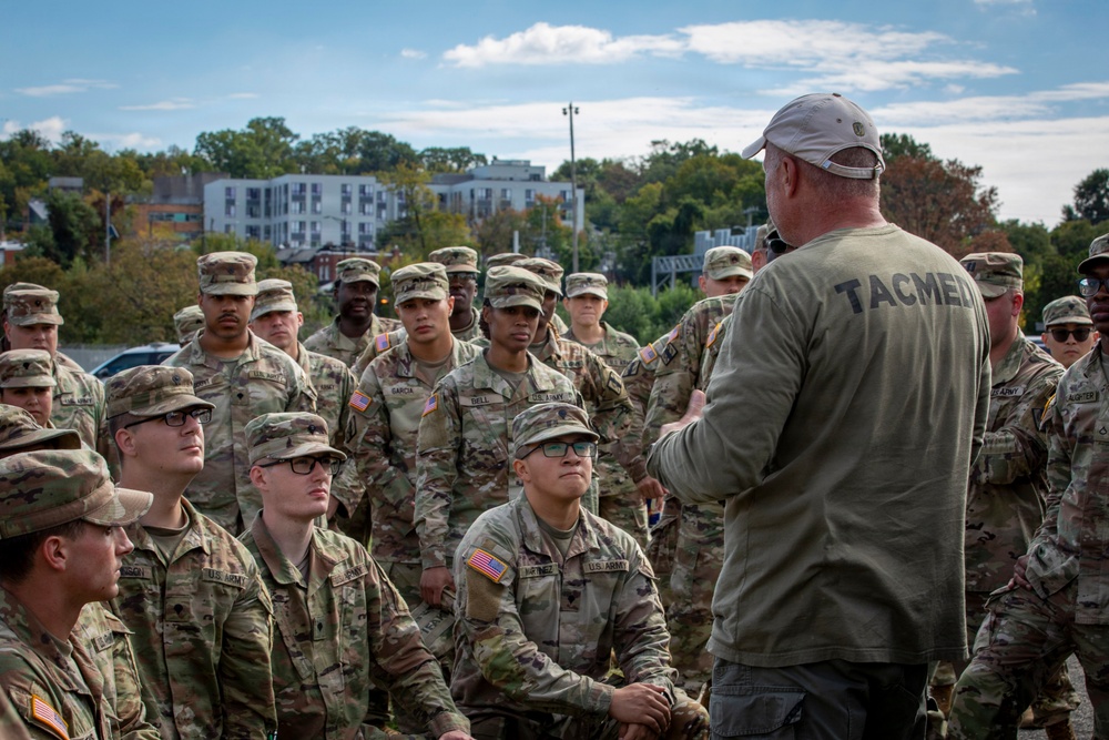 District of Columbia Park Police Host a Medical Training Event for U.S. Army National Guard Soldiers