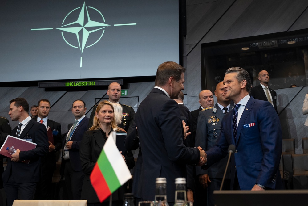 SW Meets with World Leaders at NATO