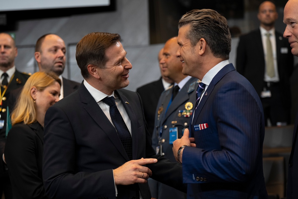 SW Meets with World Leaders at NATO