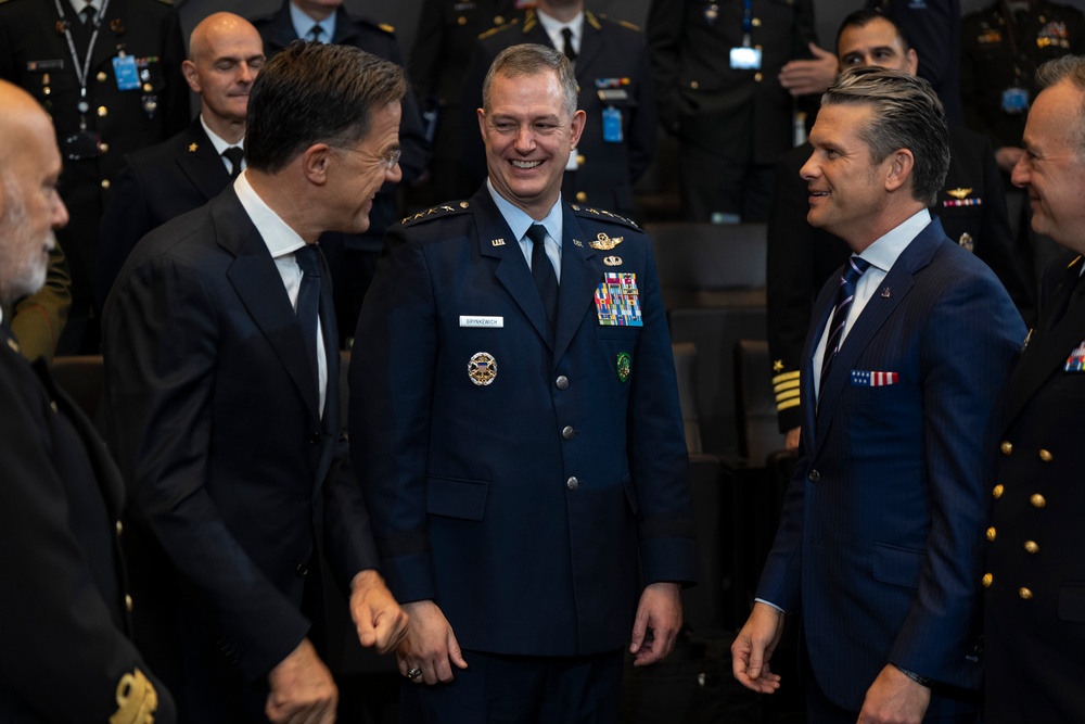 SW Meets with World Leaders at NATO