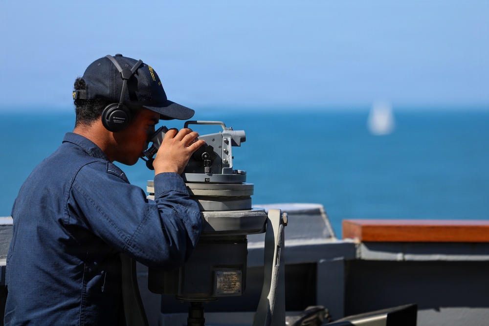 USS Paul Ignatius (DDG 117) departs Naval Station Rota
