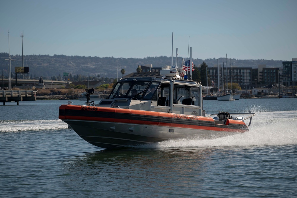 U.S. Coast Guard Maritime Safety and Security Team (MSST) provides security during San Francisco Fleet Week