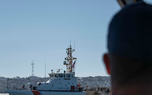 U.S. Coast Guard Maritime Safety and Security Team (MSST) provides security during San Francisco Fleet Week