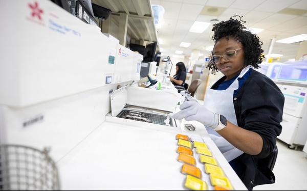 Walter’s Way Behind the Scenes: Lab Professionals at Walter Reed National Military Medical Center