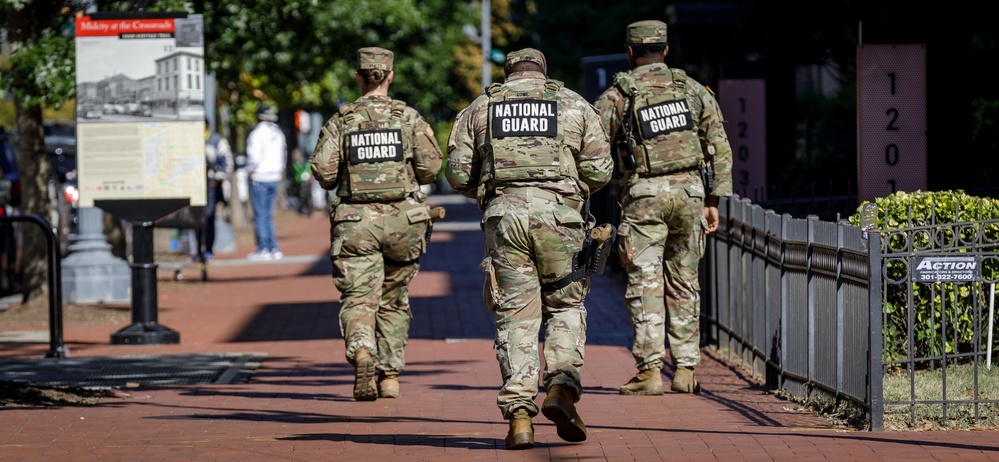 Soldiers on the Move Soldiers on the Move
