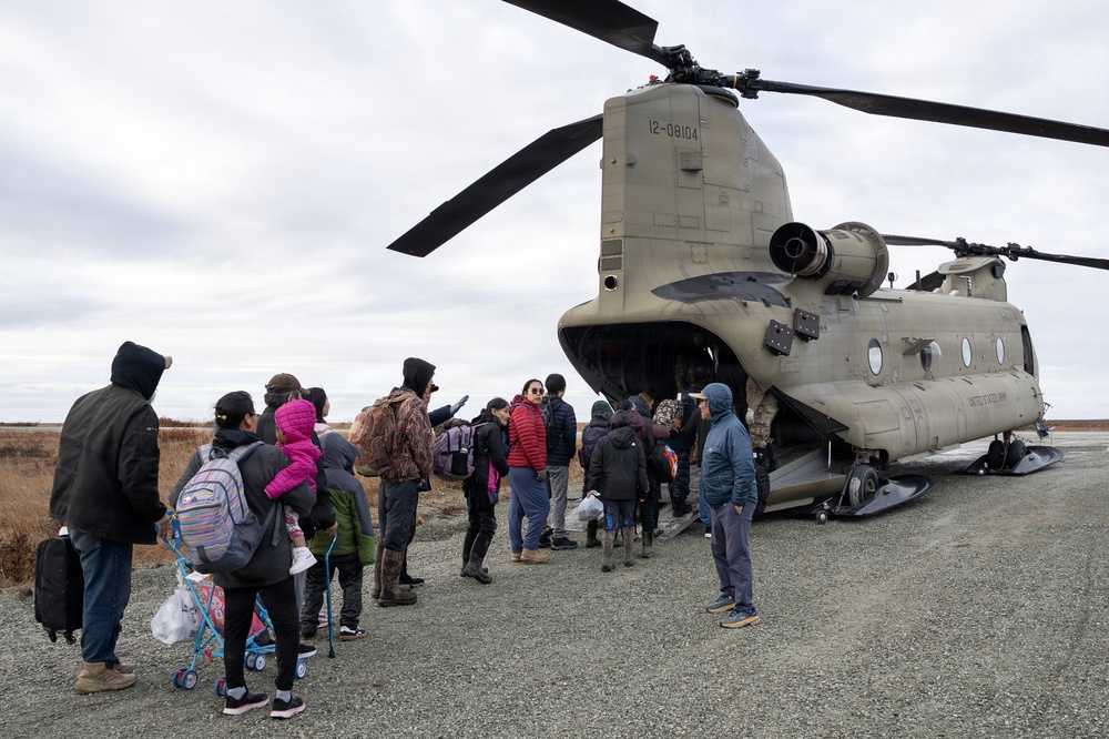 Alaska Organized Militia recovers displaced Alaskans from Kwigillingok during Operation Halong Response