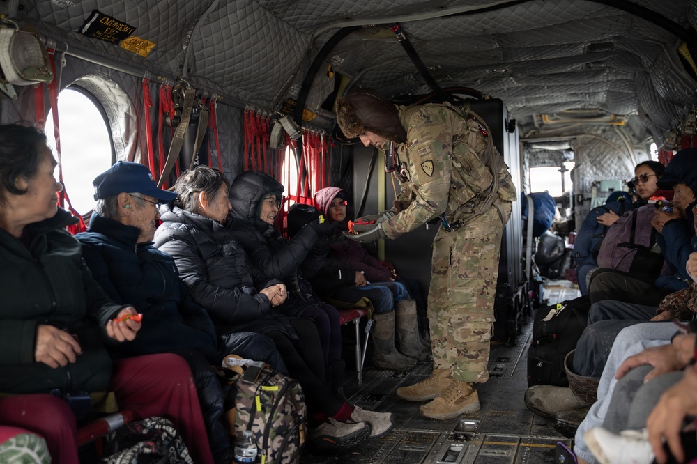 Alaska Organized Militia recovers displaced Alaskans from Kwigillingok during Operation Halong Response