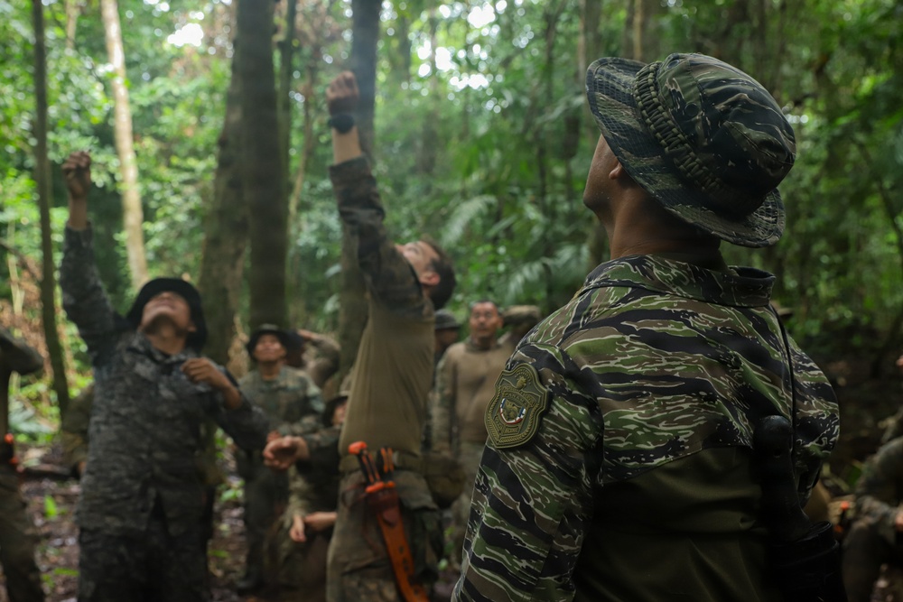 Combined Jungle Operations Training Course Traps