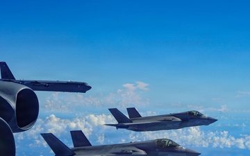 B-52H, F35 conduct bomber attack demo