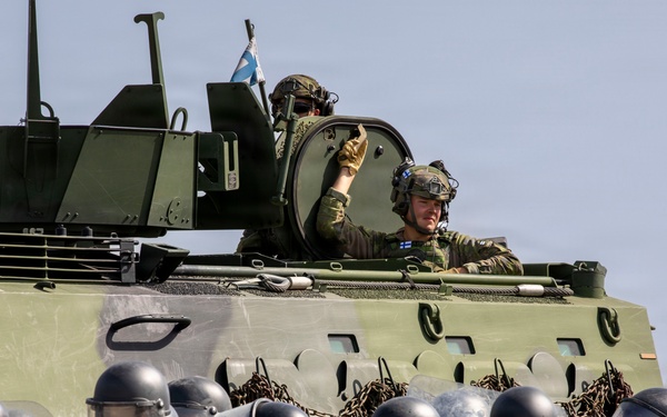 KFOR’s U.S. Army Infantry contingent performs crowd riot control lanes