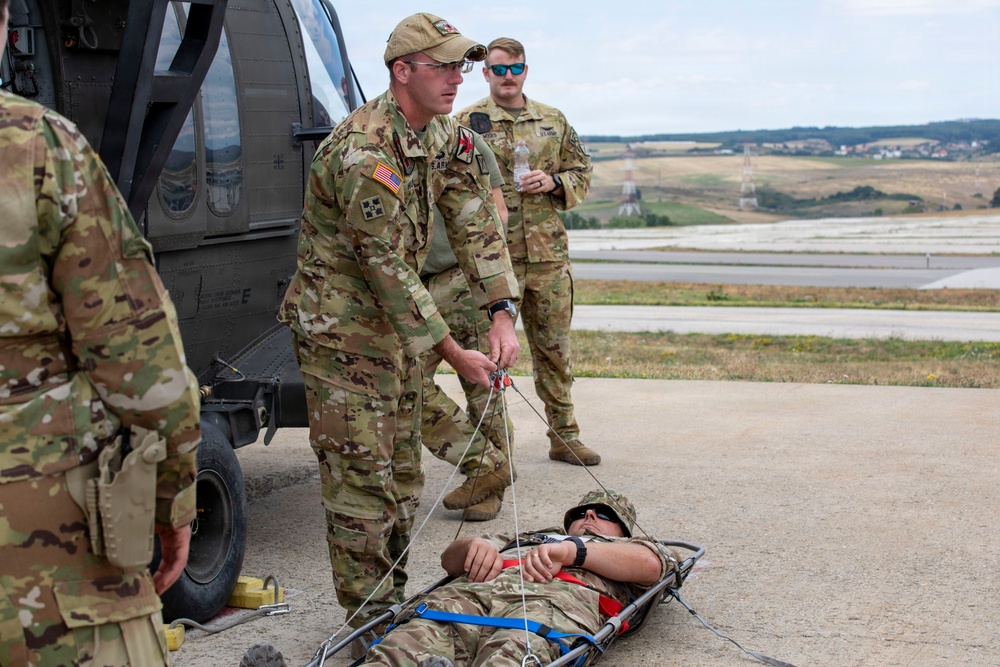 U.K. and U.S. KFOR MEDEVAC Team Training Builds Readiness in Kosovo