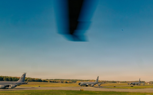 MAINEiacs Conduct 5-Ship Training Sortie