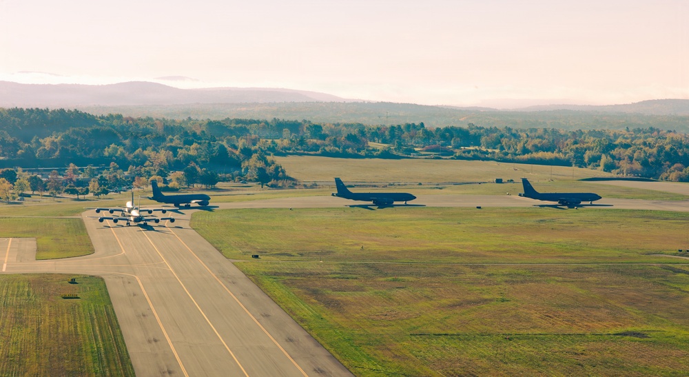 MAINEiacs Conduct 5-Ship Training Sortie