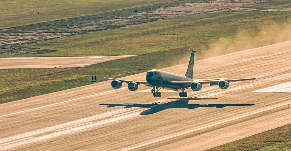 MAINEiacs Conduct 5-Ship Training Sortie