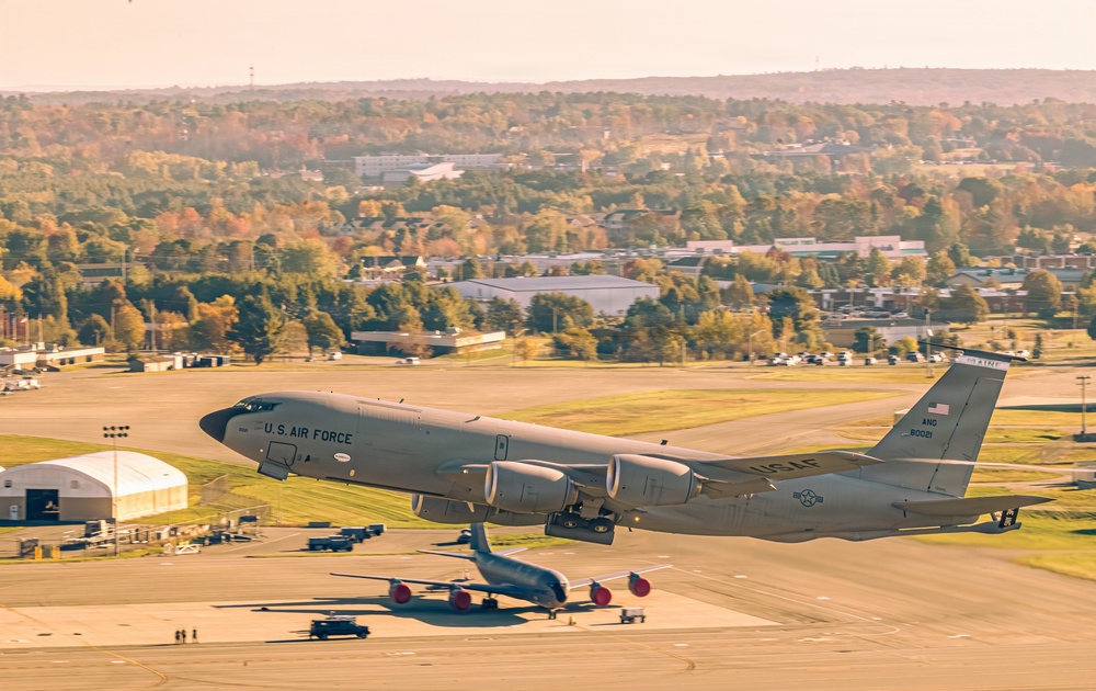 MAINEiacs Conduct 5-Ship Training Sortie