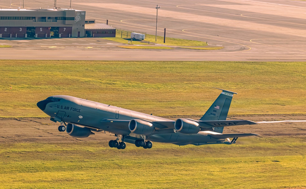 MAINEiacs Conduct 5-Ship Training Sortie