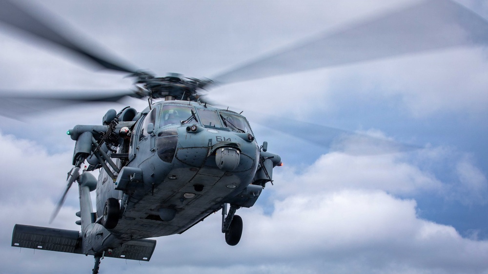 USS Gerald R. Ford (CVN 78) Helicopter Flight Operations USS Gerald R. Ford (CVN 78) Helicopter Flight Operations