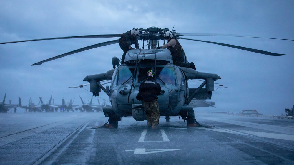 USS Gerald R. Ford (CVN 78) Helicopter Operations USS Gerald R. Ford (CVN 78) Helicopter Operations