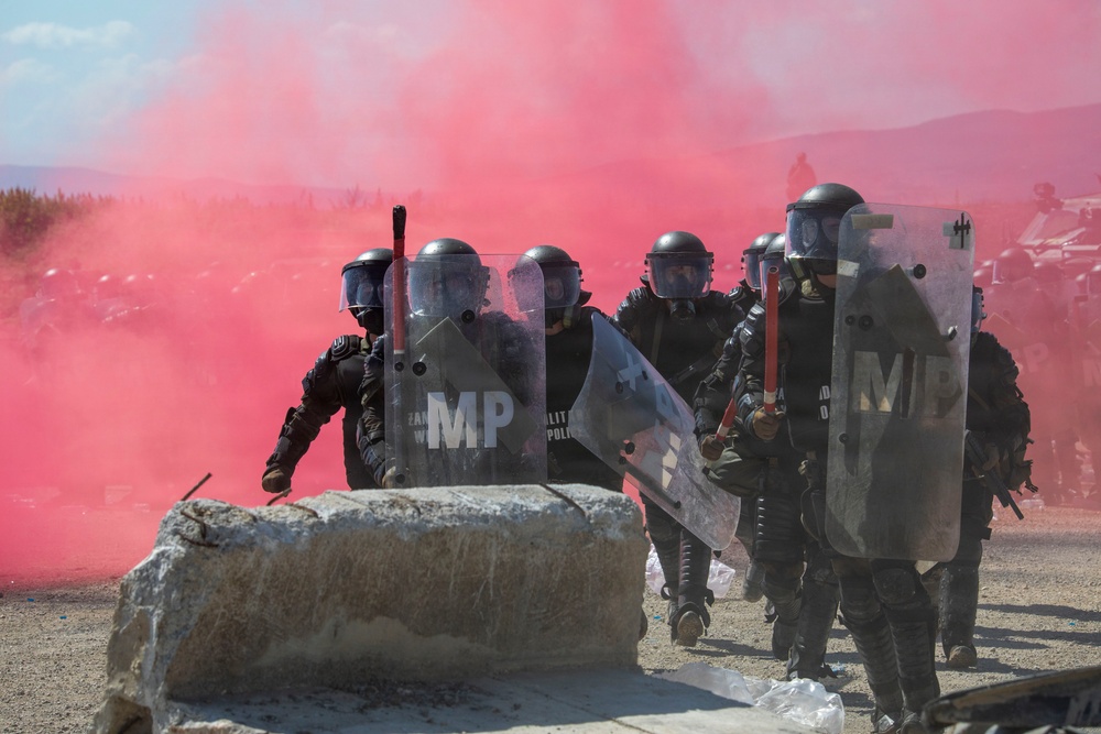 Polish Soldiers Sharpen Crowd Riot Control Skills in Kosovo