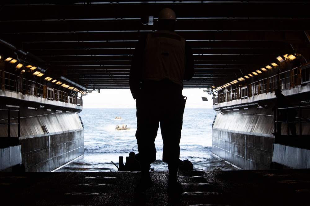 250th Amphibious Capabilities Demonstration: USS Boxer, 11th MEU Marines conduct ACV Ops