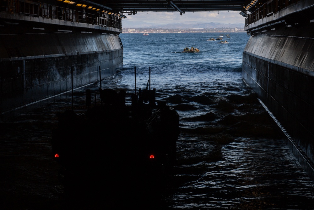 250th Amphibious Capabilities Demonstration: USS Boxer, 11th MEU Marines conduct ACV Ops