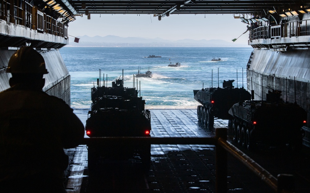250th Amphibious Capabilities Demonstration: USS Boxer, 11th MEU Marines conduct ACV Ops