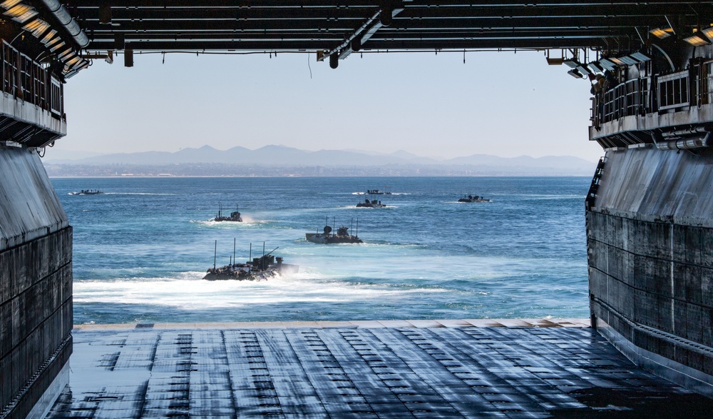 250th Amphibious Capabilities Demonstration: USS Boxer, 11th MEU Marines conduct ACV Ops