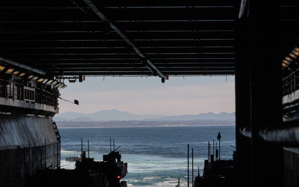 Boxer, 11th MEU conduct Amphibious Capabilities Demonstration
