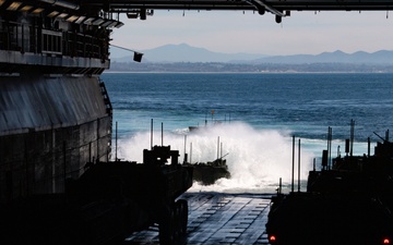 Boxer, 11th MEU conduct Amphibious Capabilities Demonstration