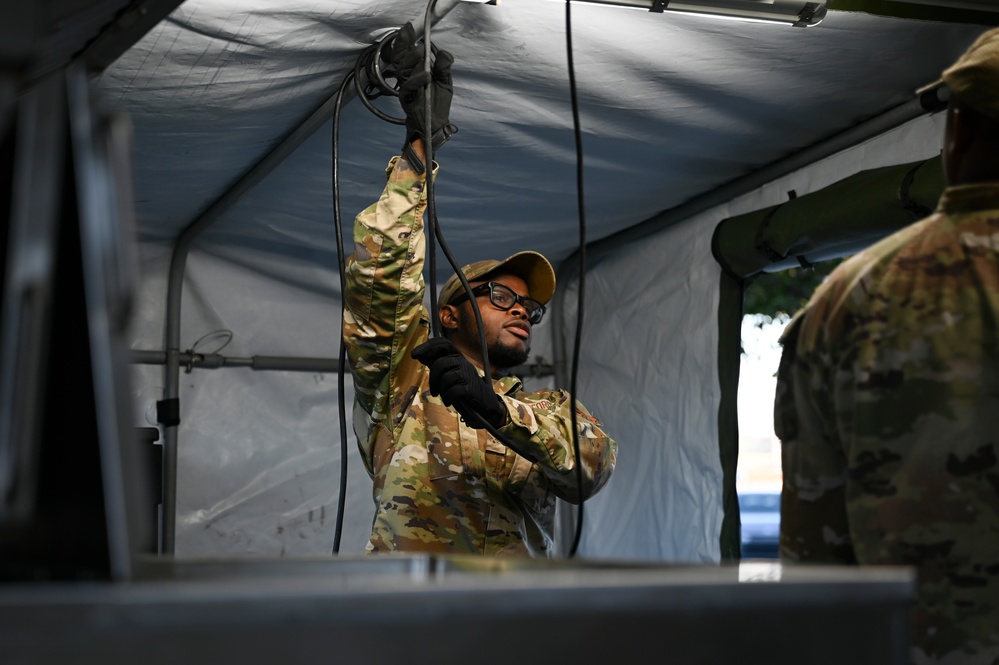 165th FSS utilizes field kitchen to feed the force