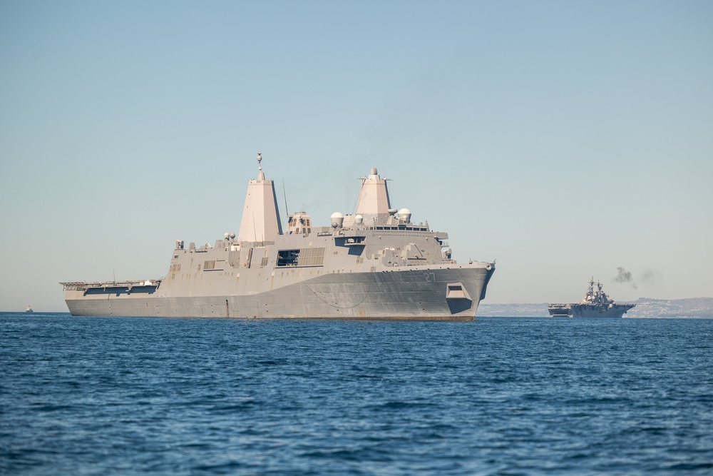 U.S. Marines participate in Marine Corps 250th Amphibious Capabilities Demonstration