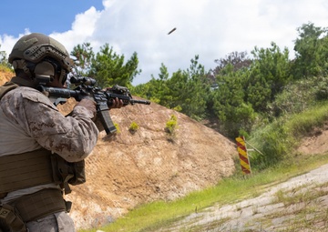 Marines Conduct a Day and Night Live Fire Ranges