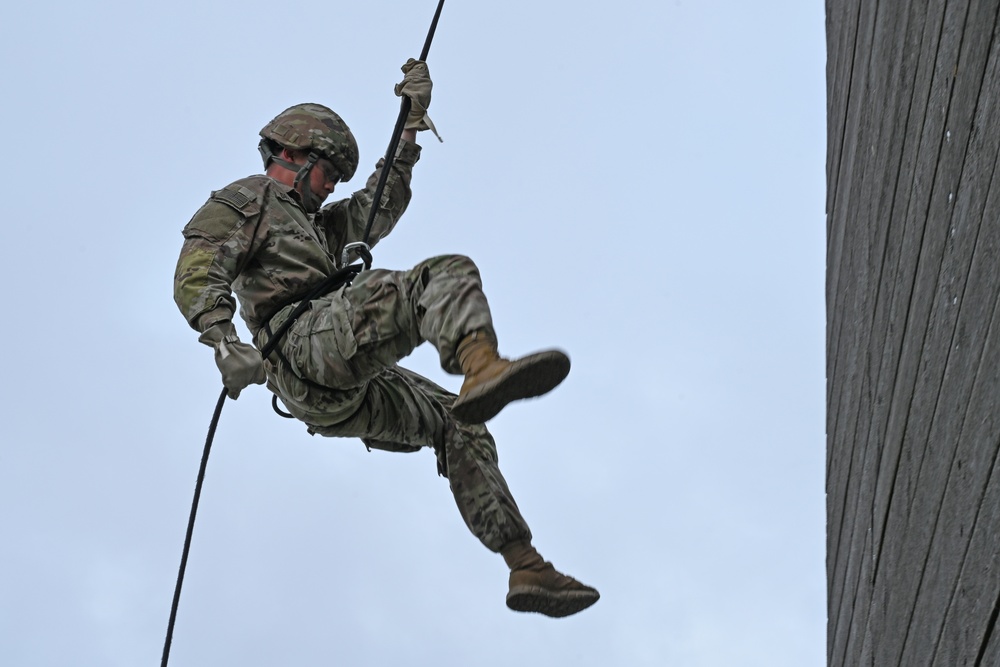 Rappel Tower