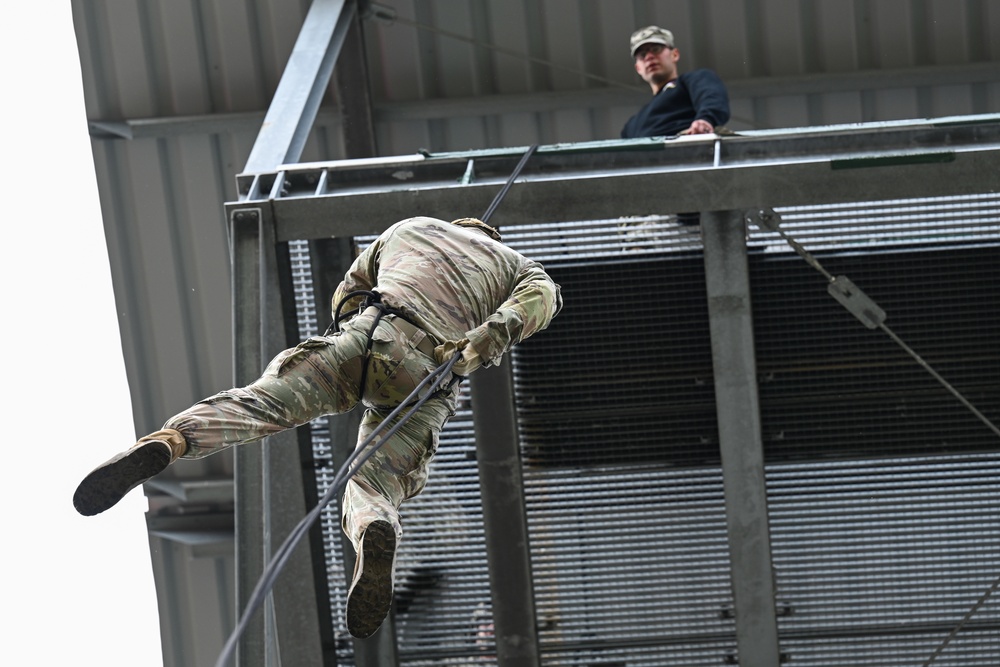 Rappel Tower