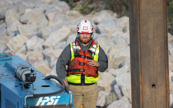 Missouri River bank revetment stabilization and repair, U.S. Army  Corps of Engineers, Omaha District