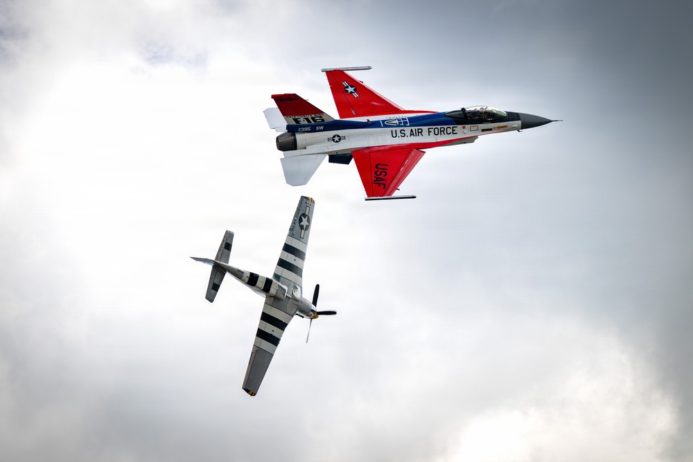Home sweet home: Viper Demo Team performs at commander's home state
